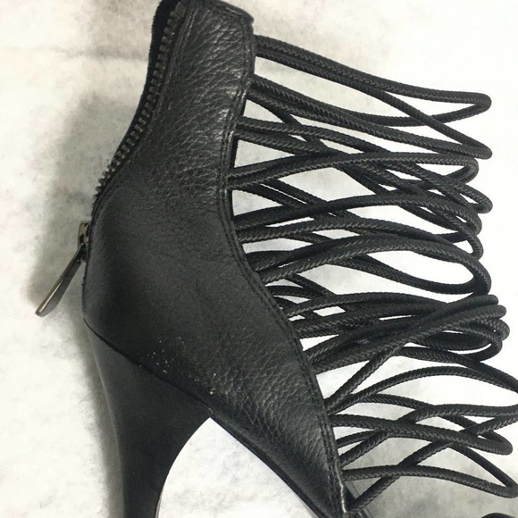BCBG Maxazria  Ma-Nikole Caged Heel - Picture 4 of 5